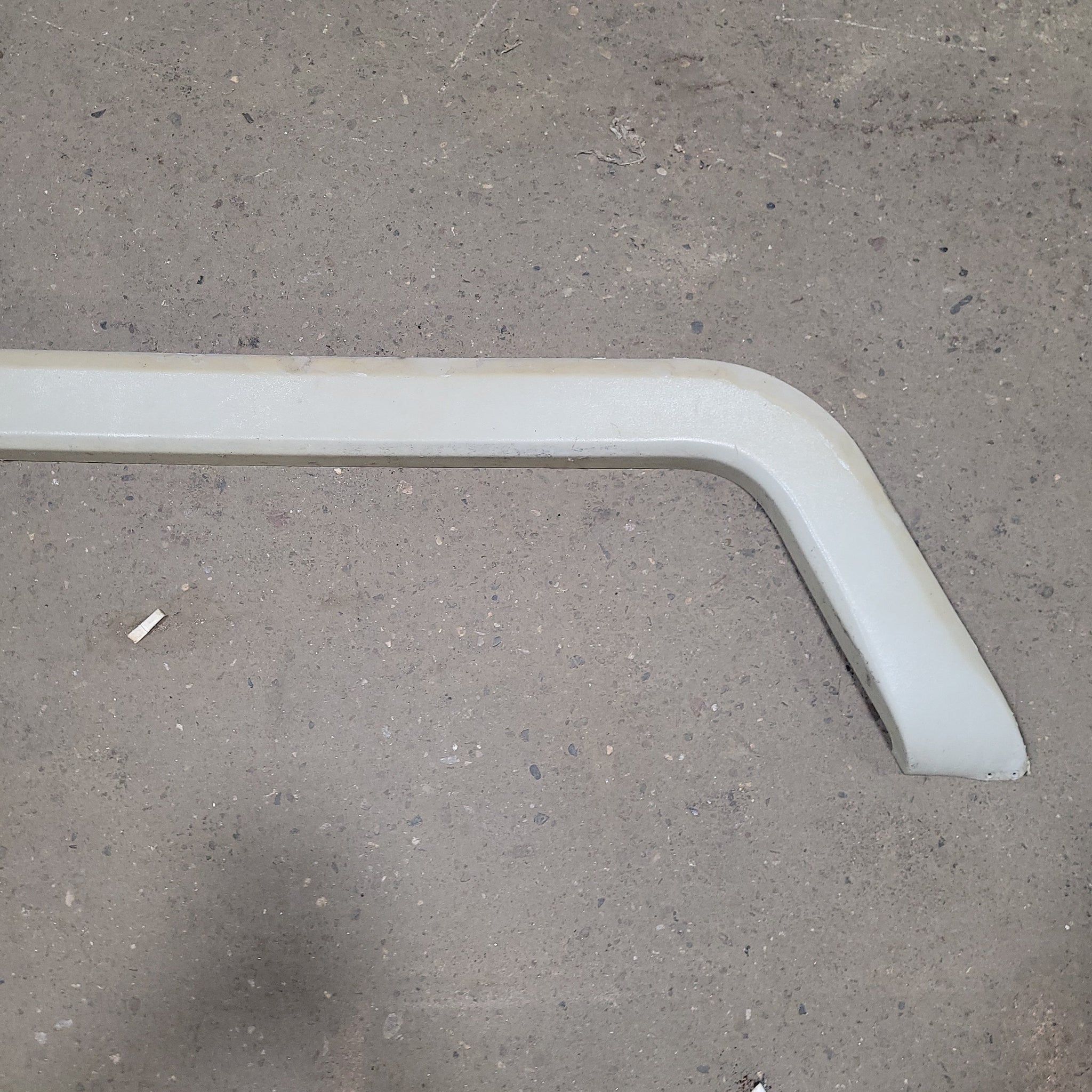 Used Trail-Lite Fender Skirt 47 1/2 X 17