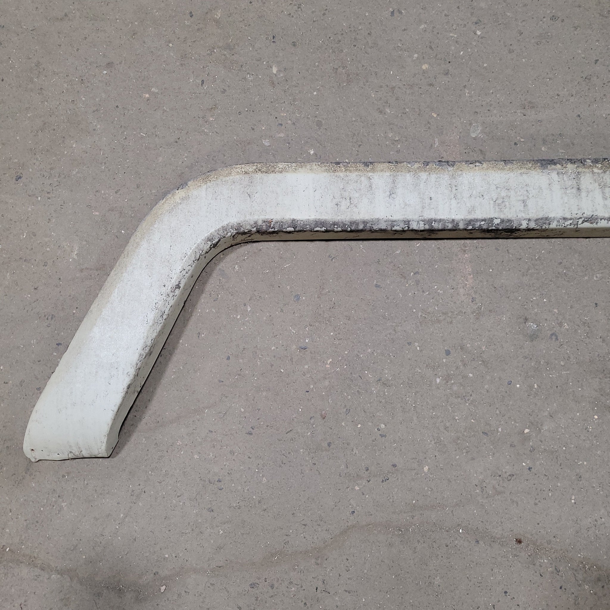 Used Trail-Lite Fender Skirt 47 1/2 X 17