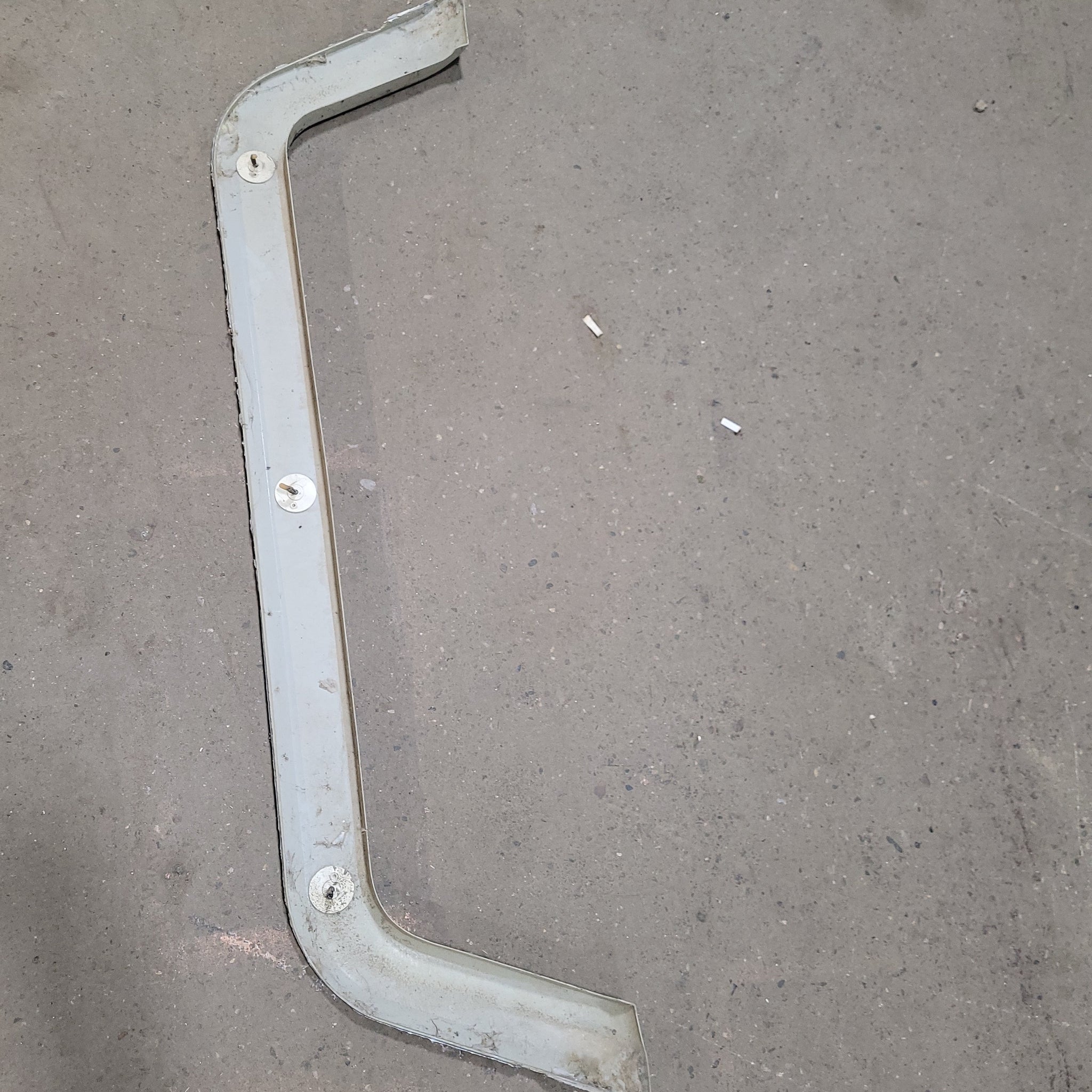 Used Trail-Lite Fender Skirt 47 1/2 X 17