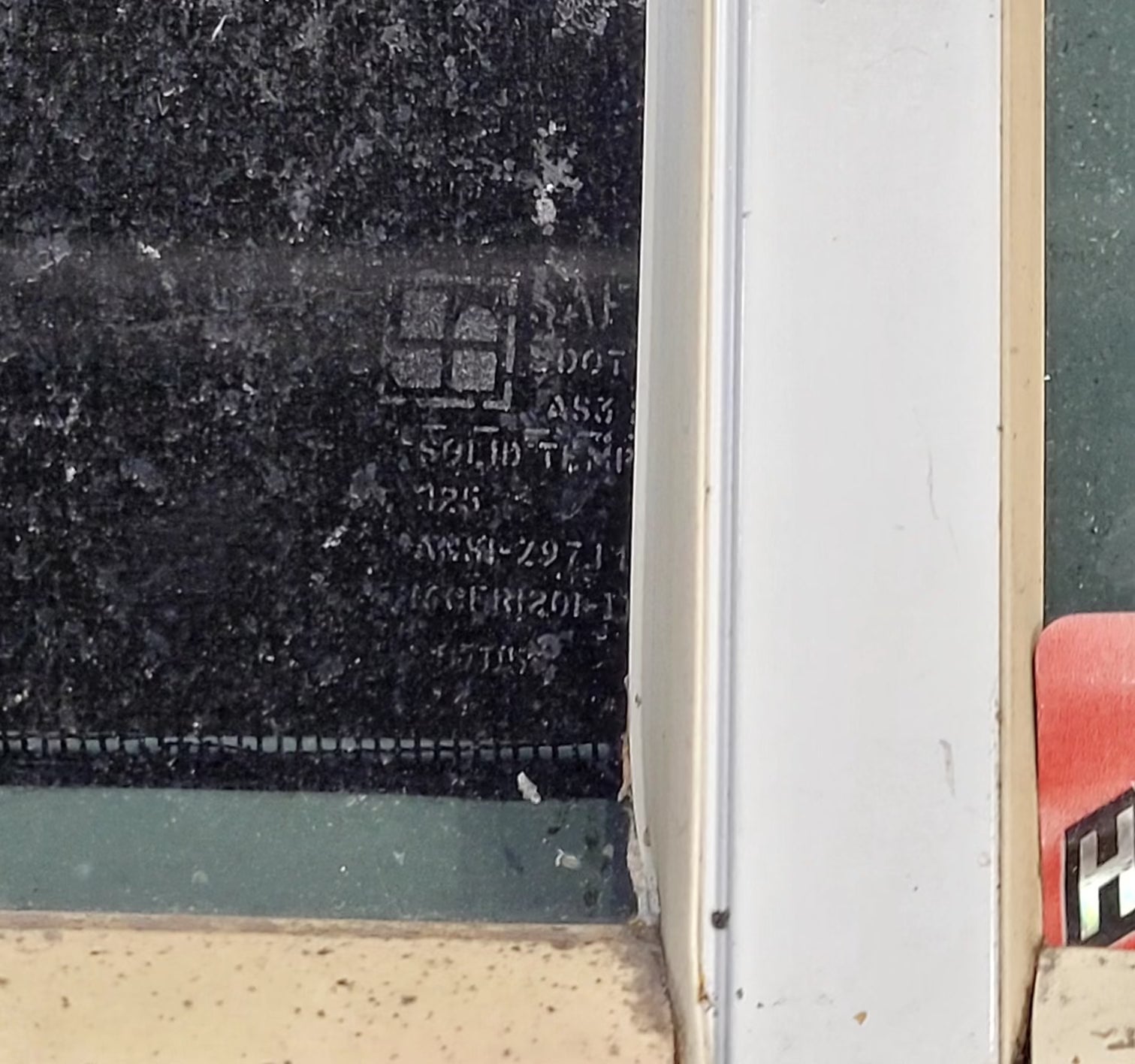 Used White Radius Opening Window : 23 1/2 W x 17 1/2 H x 1 1/4 D