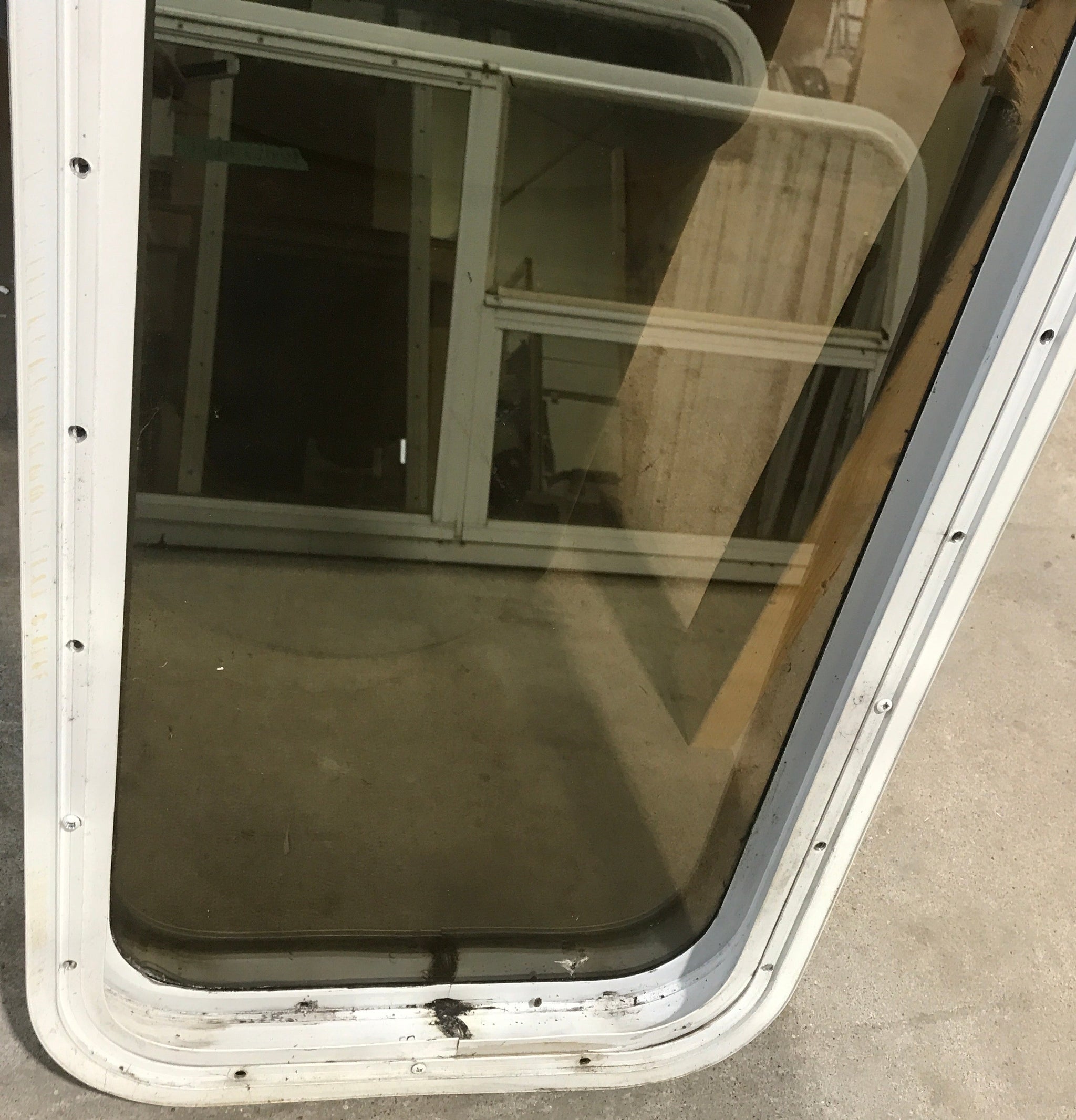 Used White Radius Non Opening Window : 45 1/2 W x 15 1/2 H x 2 D