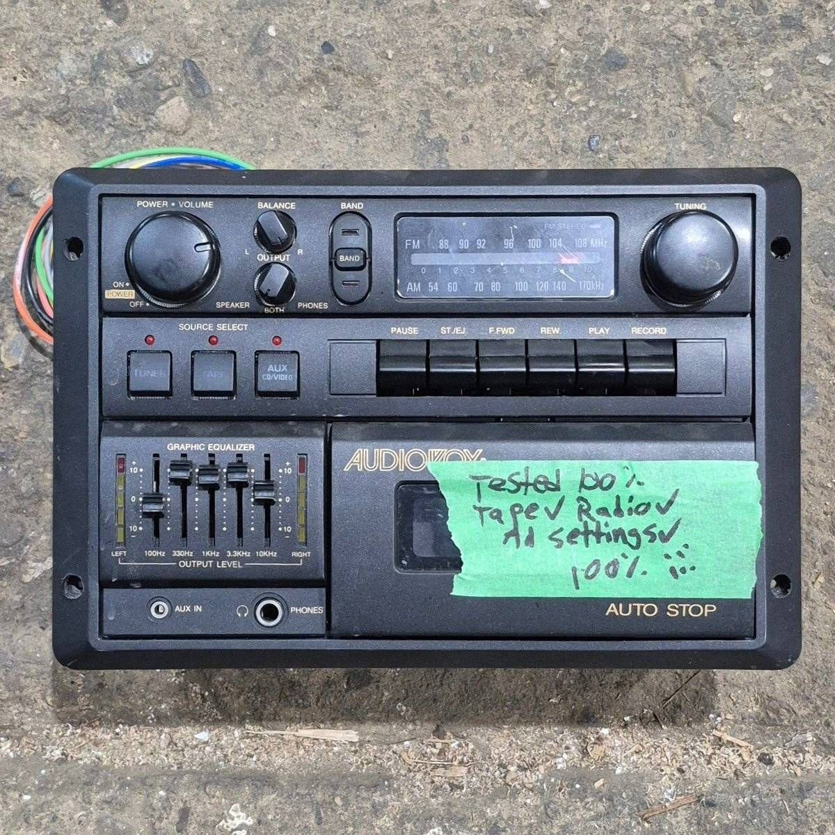 Used Audiovox RV Radio AWM401