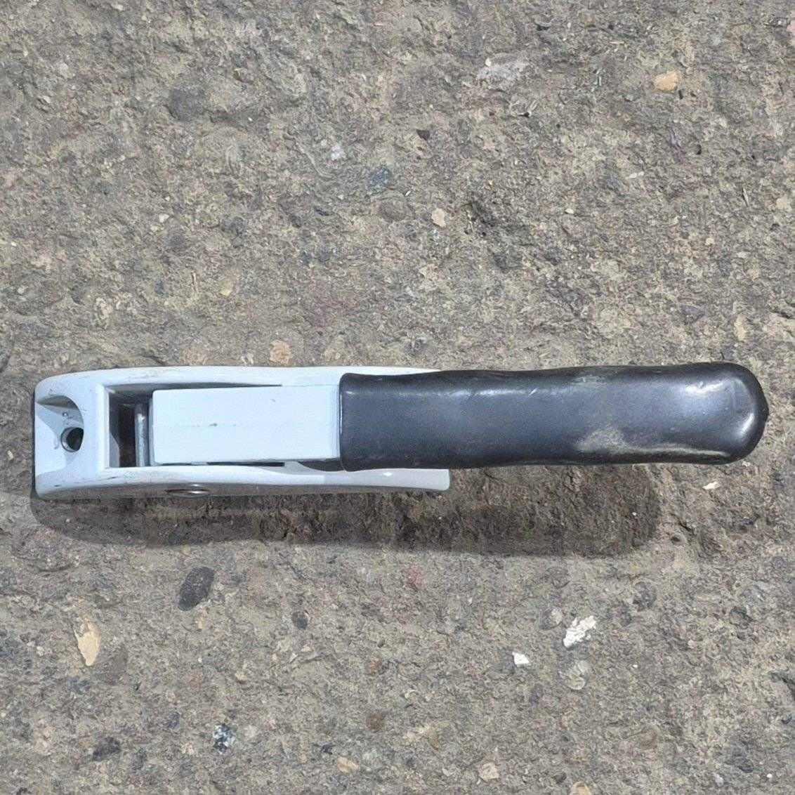 Used Dometic / A&E Lift Handle - 3314069.000B