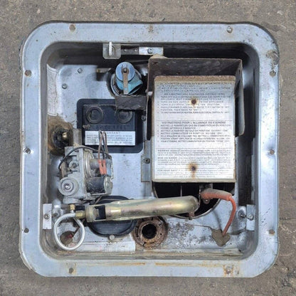 Used Complete Suburban Hot Water Heater, 6 Gallon - SW6DE