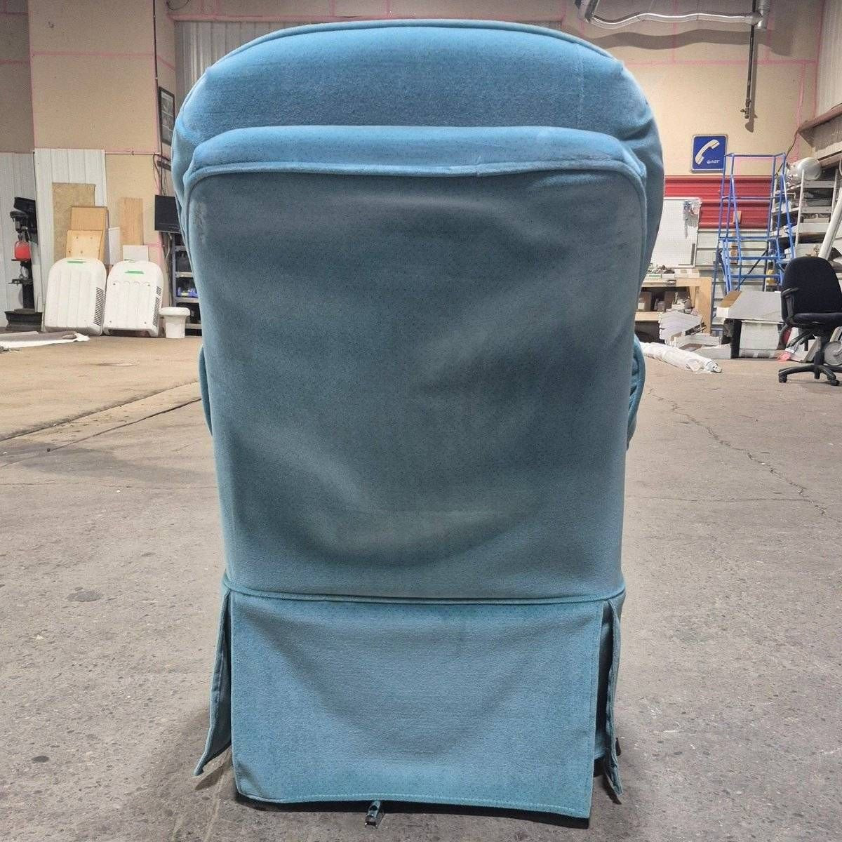 Used RV Chair - 38 1/4 H x 25 W x 28 D