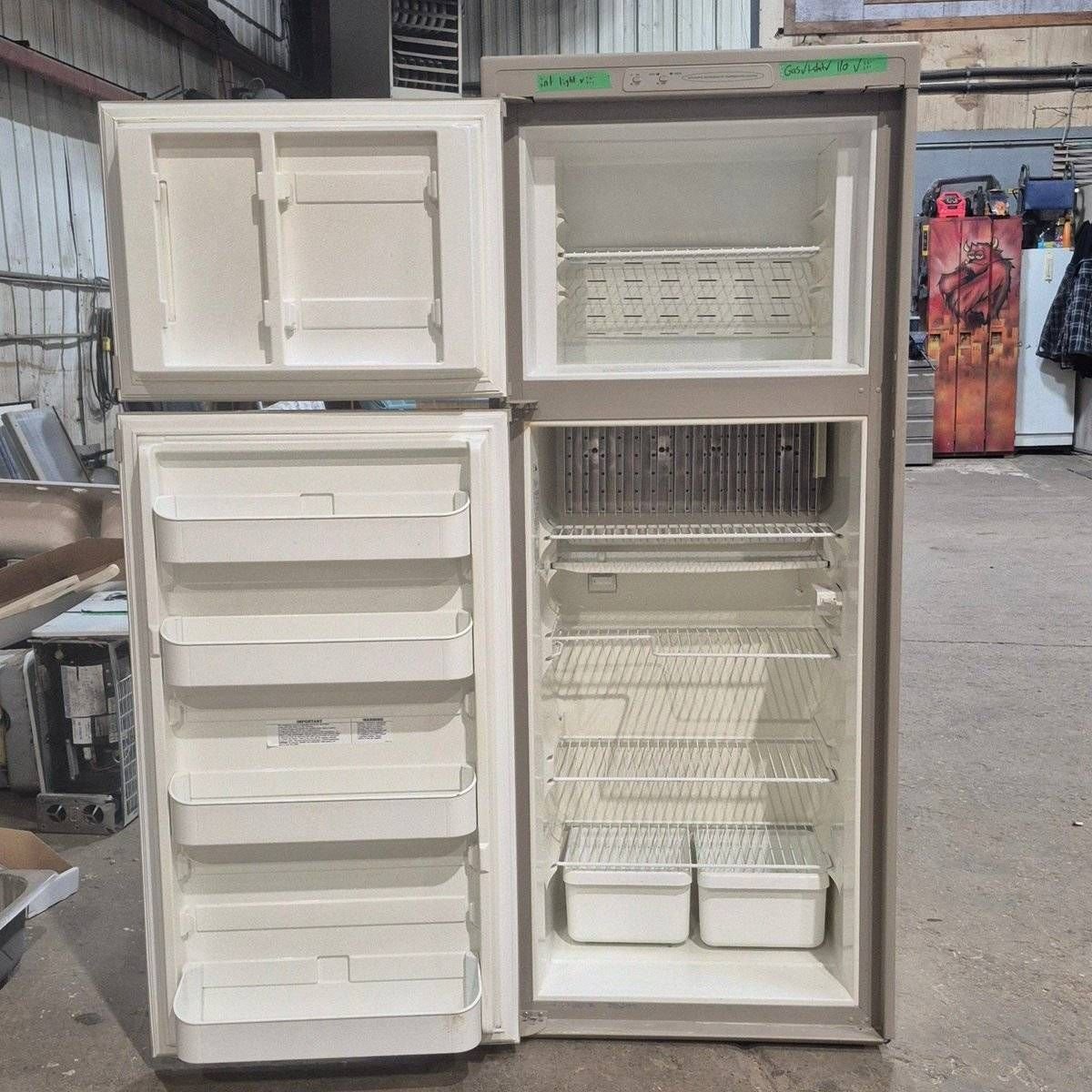 Used Complete Dometic Fridge, 2-Way - RM2852