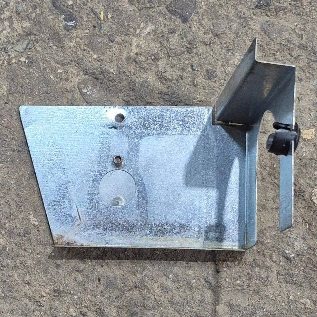 Used Norcold Burner Box Cover - 637158