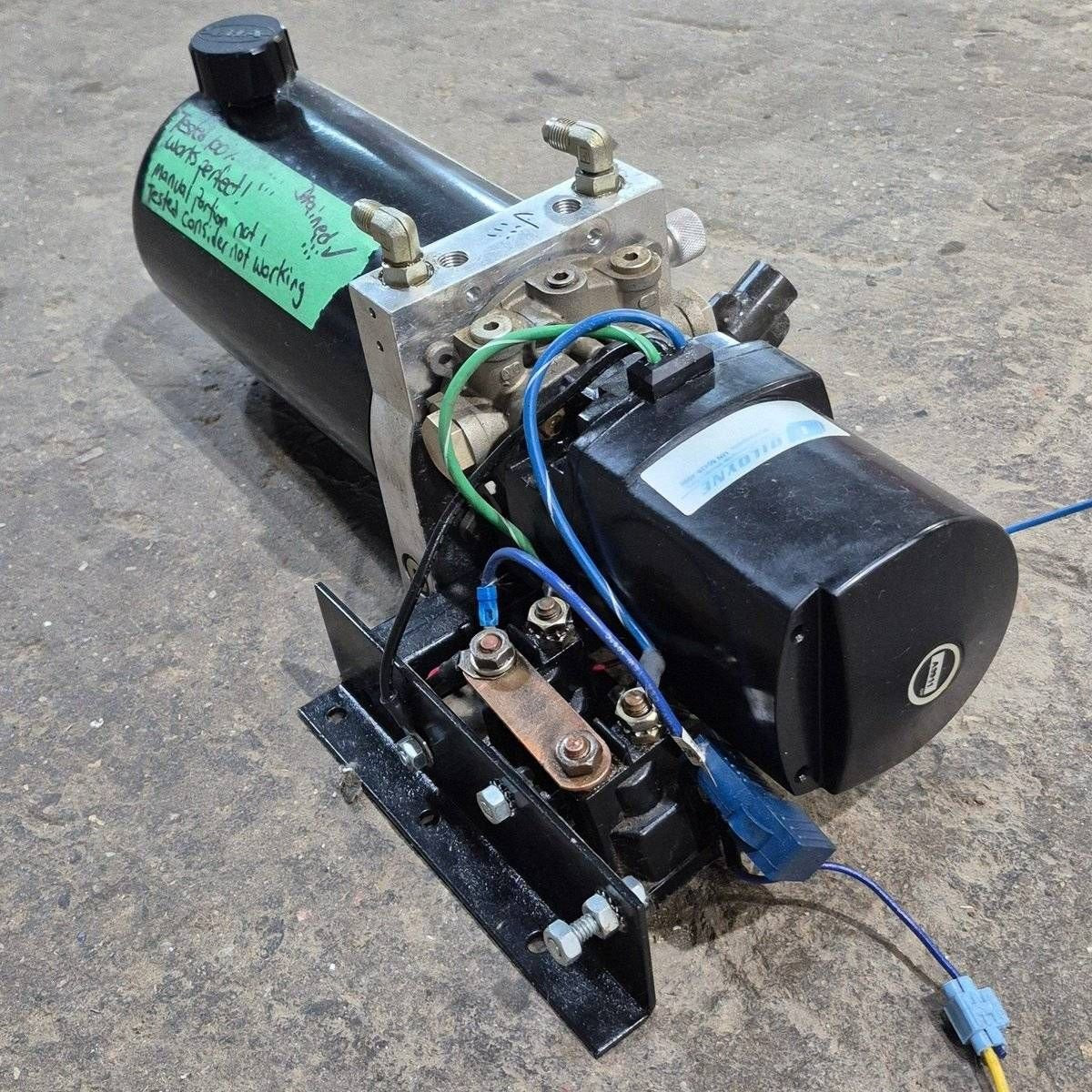 Used Dewald RV Slide Out Hydraulic Pump/ Motor/ Tank Assembly
