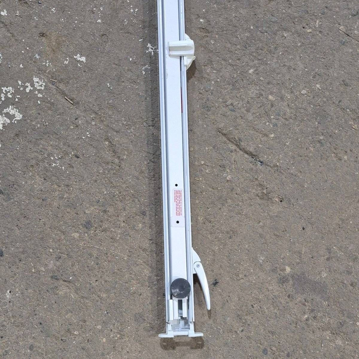 Used Carefree Single Manual Arm, 66, White - R00416-301-55