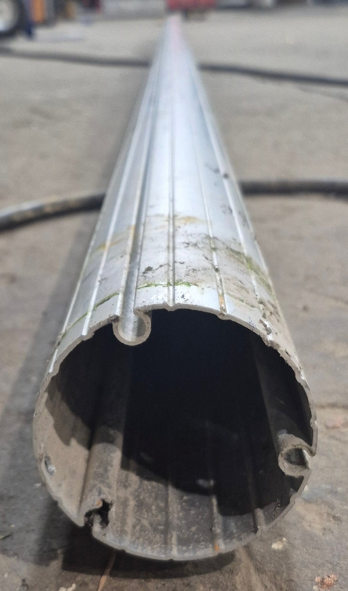 Used Dometic/ A&E Awning Roller Tube 15'