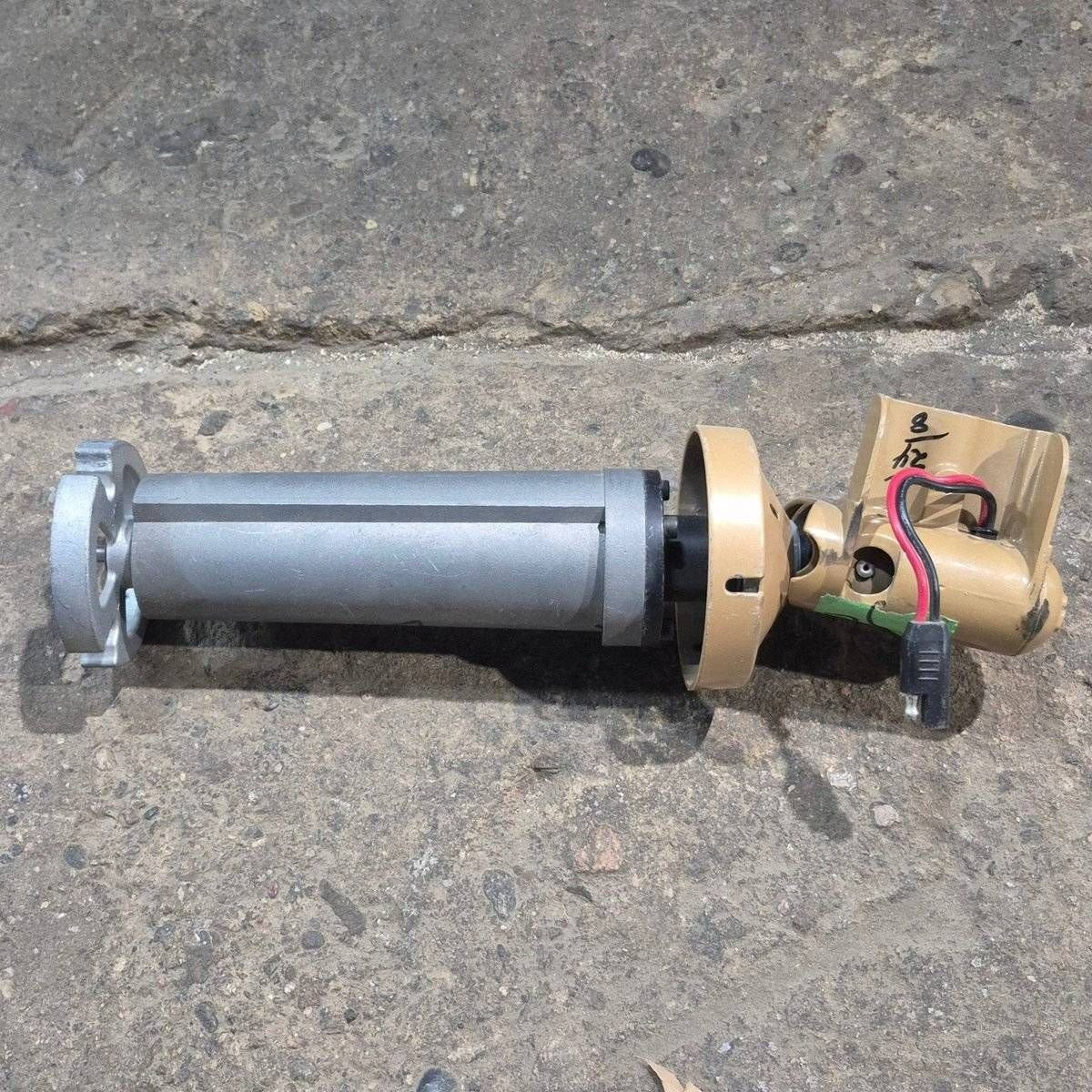 Used Dometic/ A&E Drive Head Assembly, Gold - WeatherPro , 3307923.115V