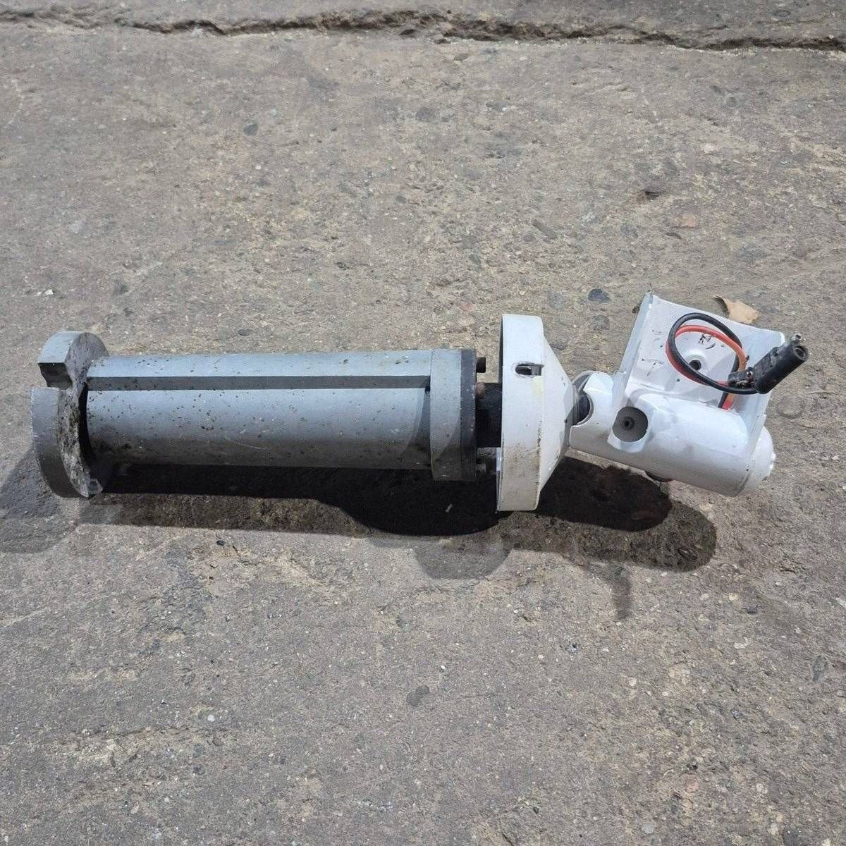 Used Dometic/ A&E Drive Head Assembly, White  - WeatherPro , 3307923.115B