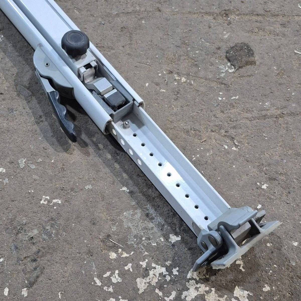 Used Dometic Awning Arm, 8500 Series, White, 73