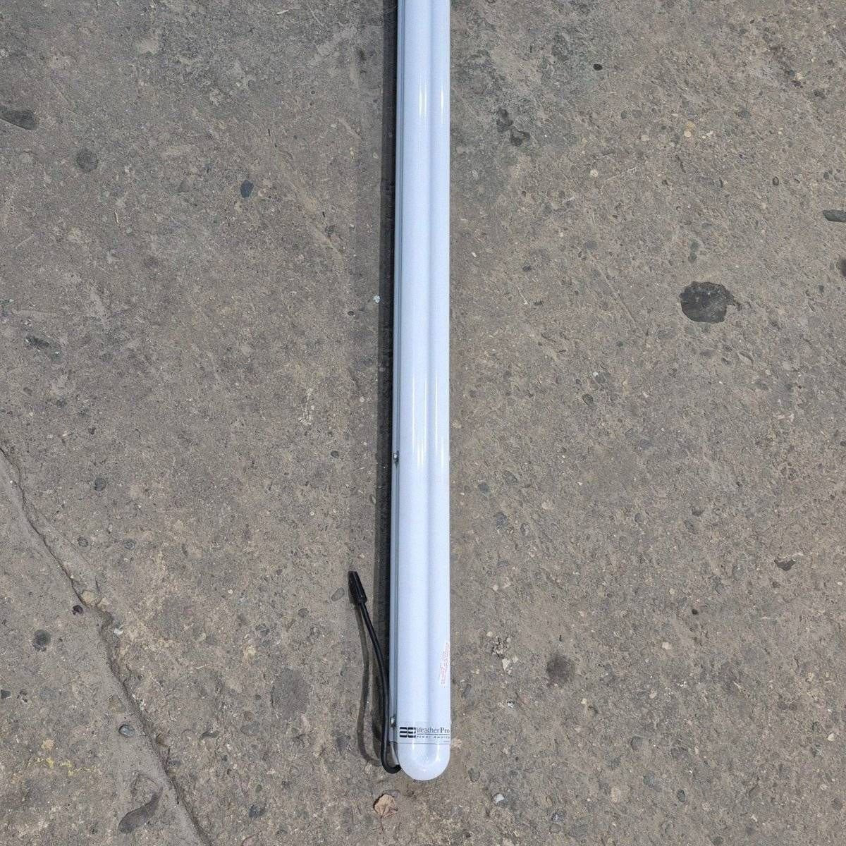 Used Dometic Awning Arm, Drive (Front) Powered, White, 65 1/2 - WeatherPro , 8551002.400B