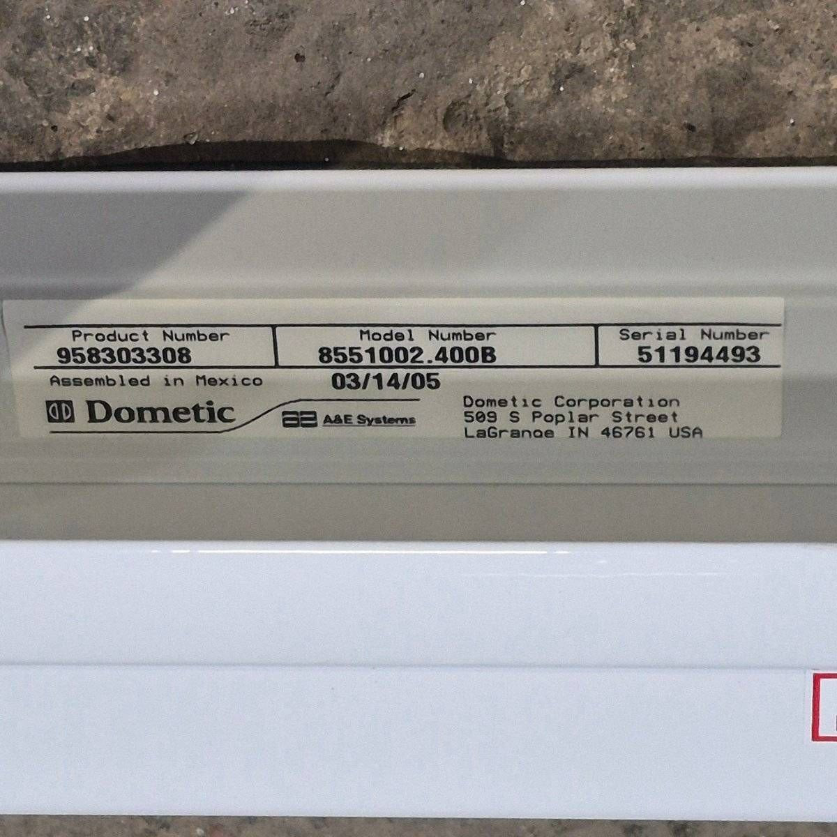 Used Dometic Awning Arm, Drive (Front) Powered, White, 65 1/2 - WeatherPro , 8551002.400B