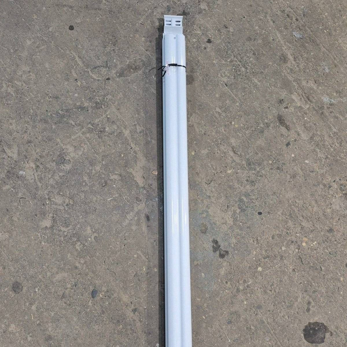 Used Dometic Awning Arm, Drive (Front) Powered, White, 65 1/2 - WeatherPro , 8551002.400B