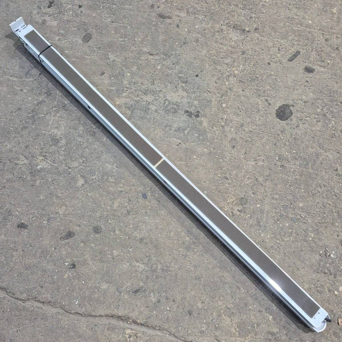 Used Dometic Awning Arm, Drive (Front) Powered, White, 65 1/2 - WeatherPro , 8551002.400B