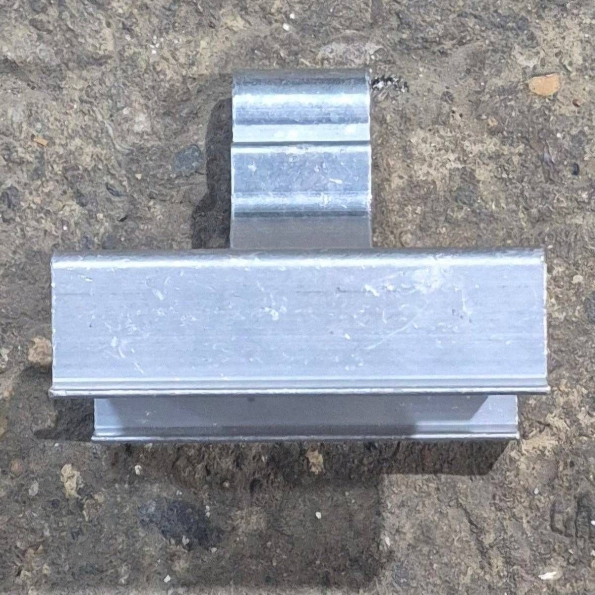 Used Dometic Upper Bracket, Silver - 3109772008