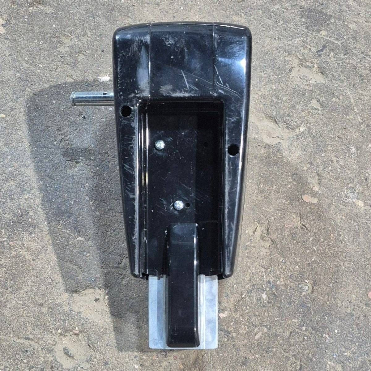 Used Lippert Solera Idler Arm Assembly - Regal , 672052