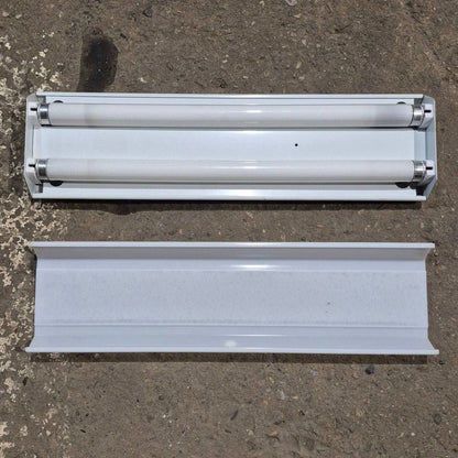 Used RV Luminaire Dual Fluorescent Light Fixture - Model 550