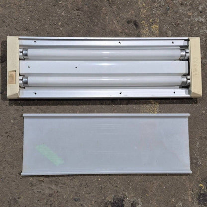 Used RV Luminaire Dual Fluorescent Light Fixture - Model 930