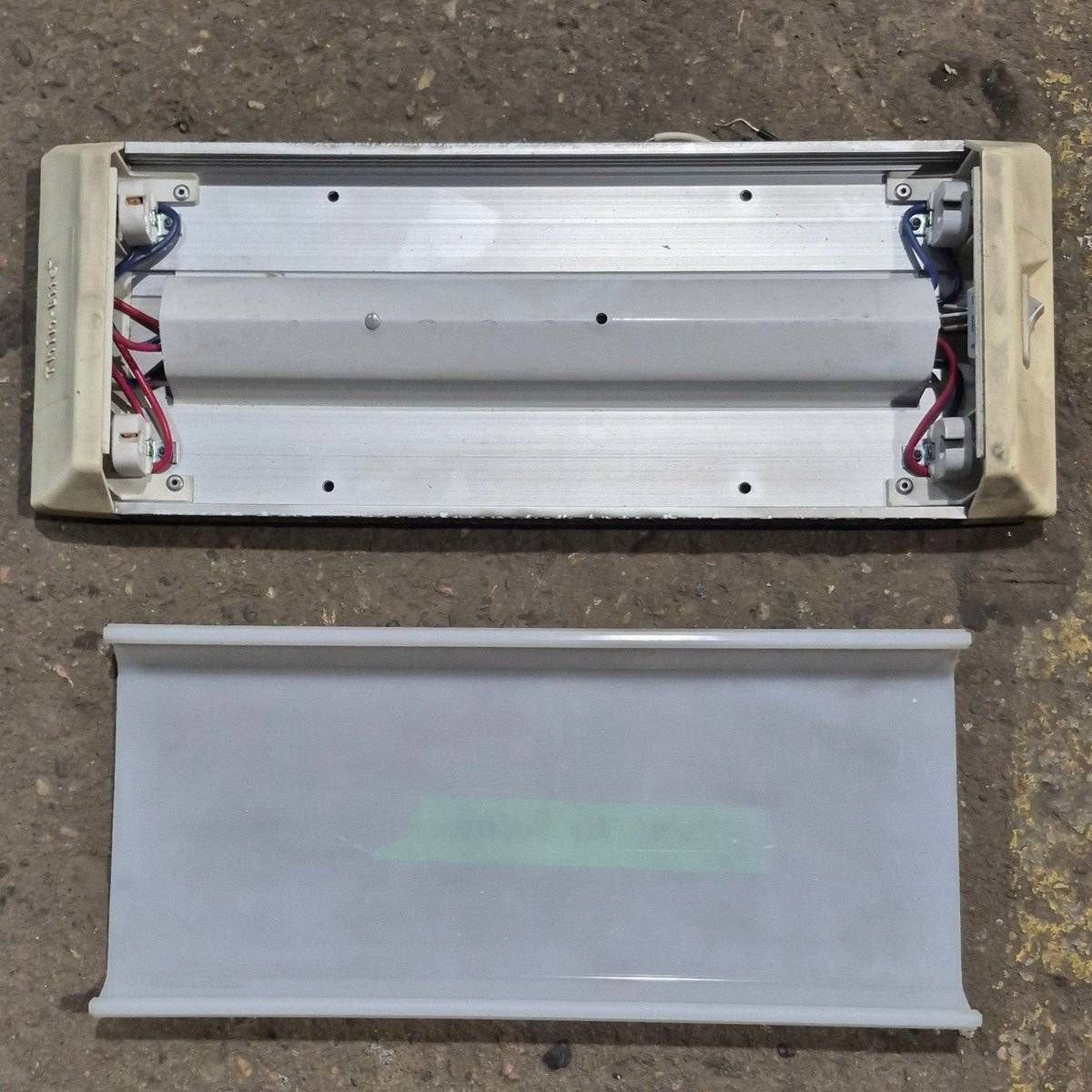 Used Thin-Lite Dual Fluorescent Light Fixture - Model 612
