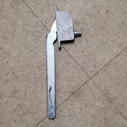 Used Vent Lift Mechanism 6 Arm 2 1/2 Hole Center