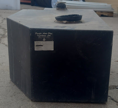 Used Waste/ Black Water Tank 24 1/2 X 16 X 11 3/4