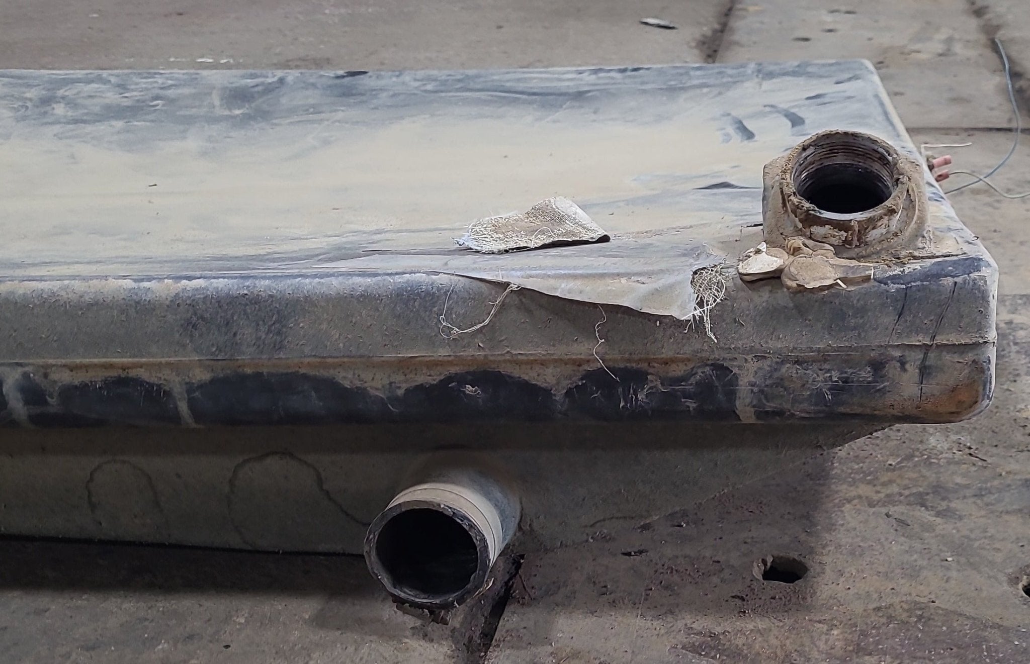 Used Waste/ Grey Water Tank 55 X 36 X 7