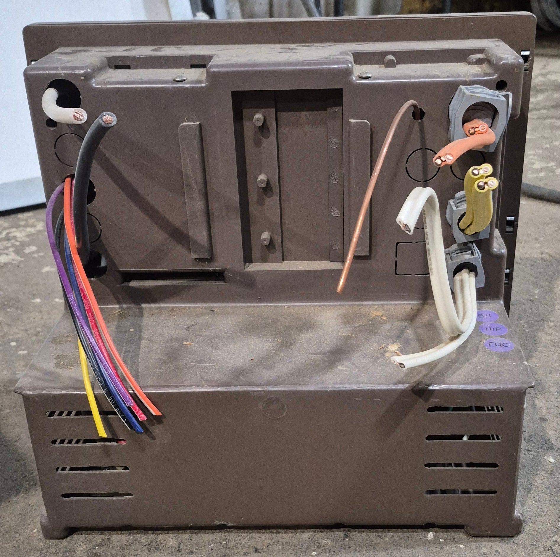 Used WFCO Converter, 30 AMP - WF-8945AN