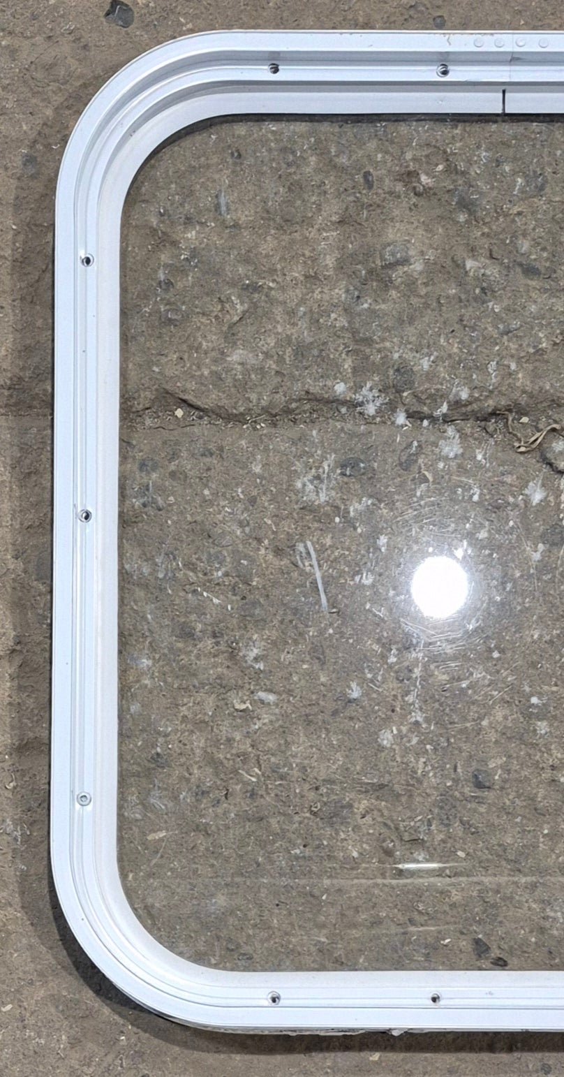 Used White Radius Non Opening Window : 19 1/2 W x 21 1/2 H x 1 D