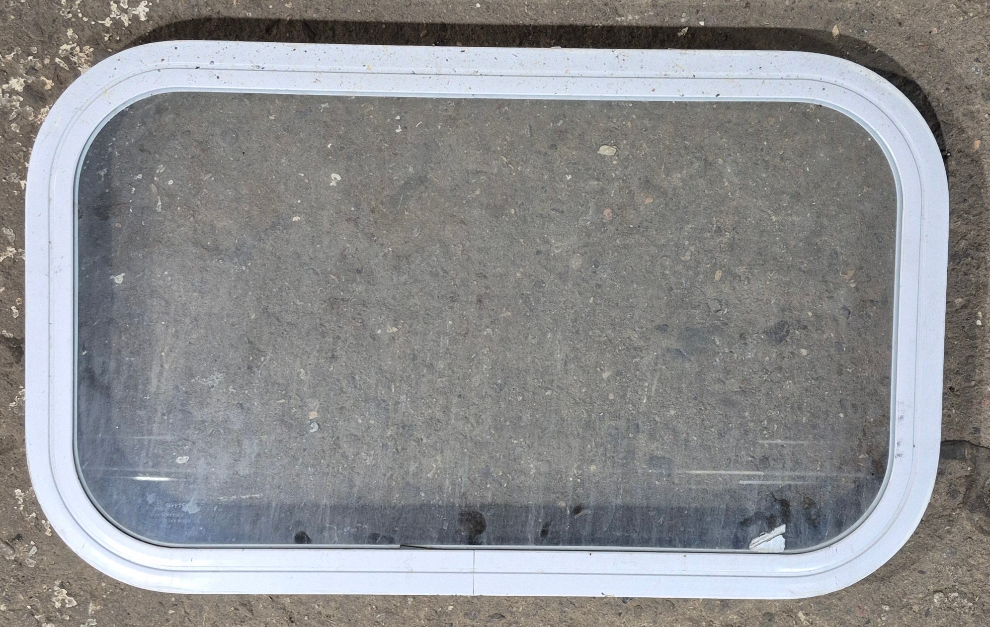 Used White Radius Non Opening Window : 23 3/4 W x 13 3/4 H x 1 7/8 D