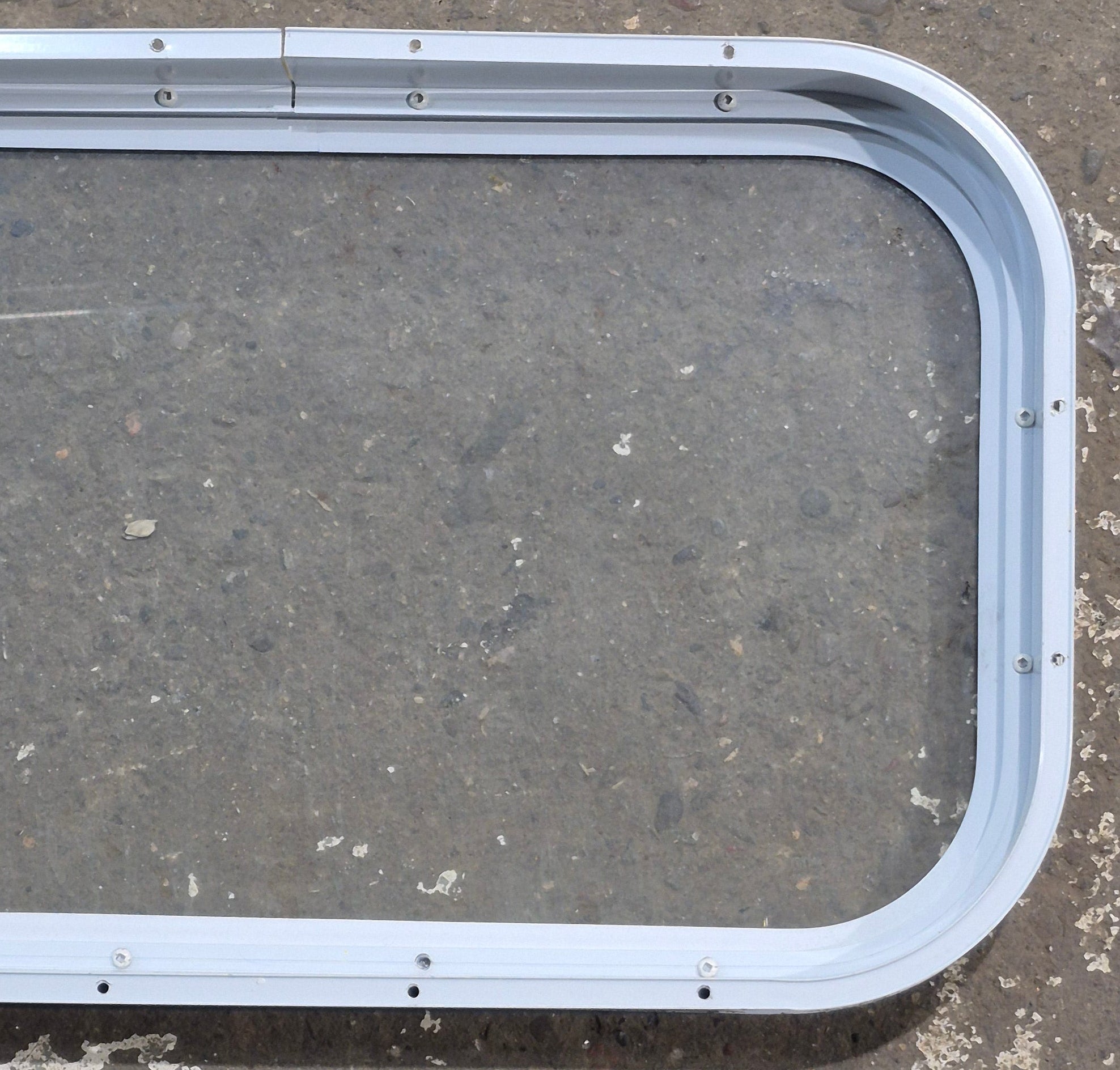Used White Radius Non Opening Window : 23 3/4 W x 13 3/4 H x 1 7/8 D