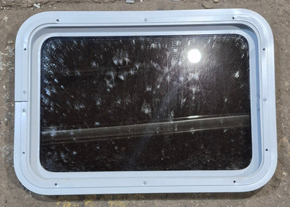 Used White Radius Non Opening Window : 24 W x 16 1/2 H x 1 7/8 D