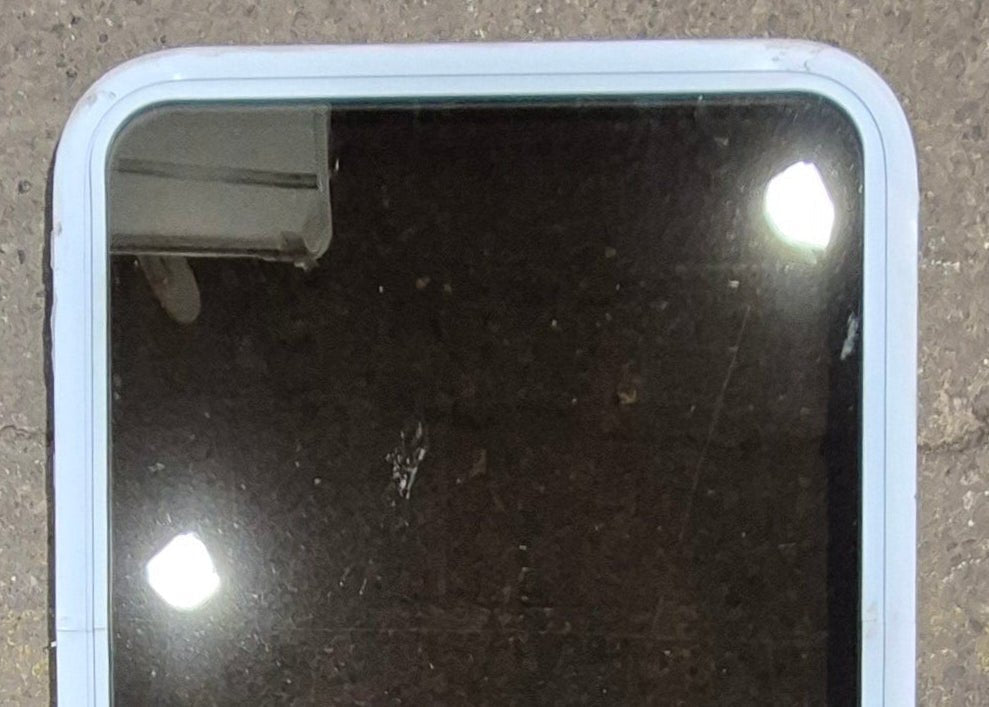 Used White Radius Non Opening Window : 26 1/4 W x 35 1/2 H x 1 7/8 D