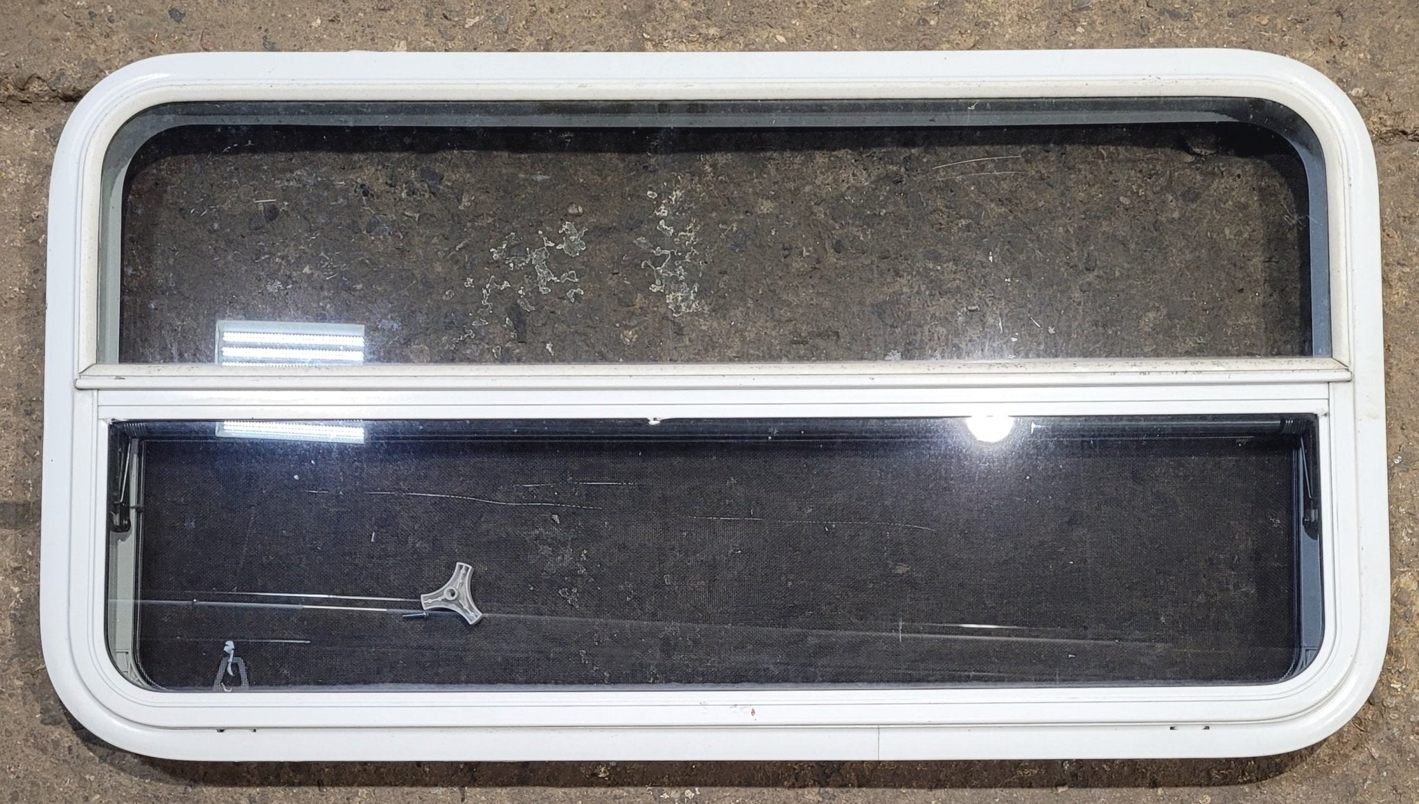 Used White Radius Non Opening Window : 35 1/2 W x 11 1/2 H x 1 7/8 D