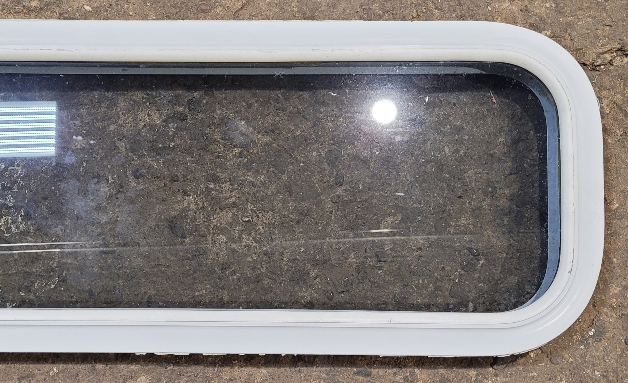 Used White Radius Non Opening Window : 35 1/2 W x 11 1/2 H x 1 7/8 D