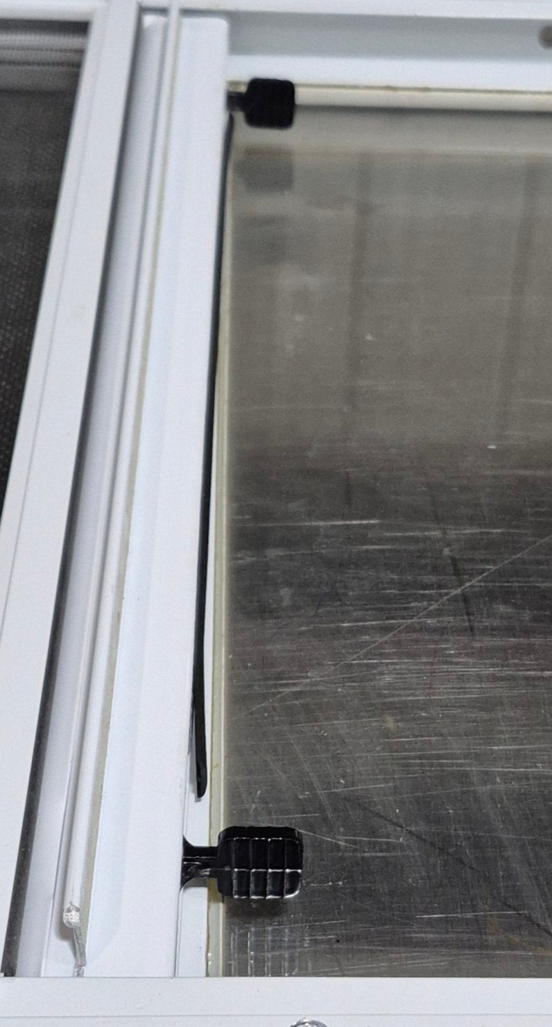 Used White Radius Opening Window : 17 1/2 W x 17 1/2 H x 1 1/8 D