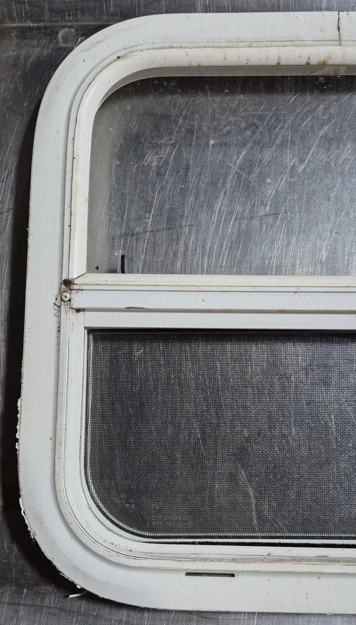 Used White Radius Opening Window : 17 1/2 W x 17 1/2 H x 1 1/8 D