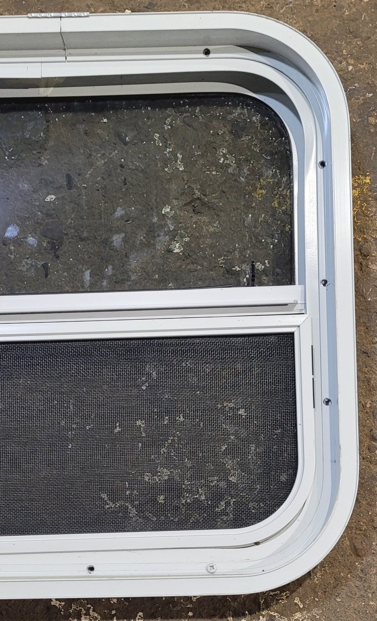 Used White Radius Opening Window : 17 1/2 W x 17 1/2 H x 1 7/8 D