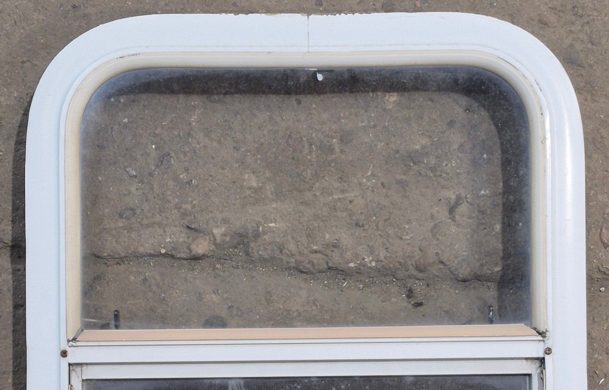 Used White Radius Opening Window : 17 1/2 W x 21 1/4 H x 1 7/8 D