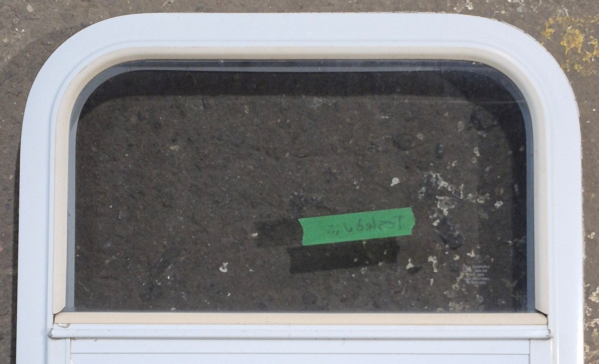 Used White Radius Opening Window : 17 1/4 W x 21 1/4 H x 1 3/4 D
