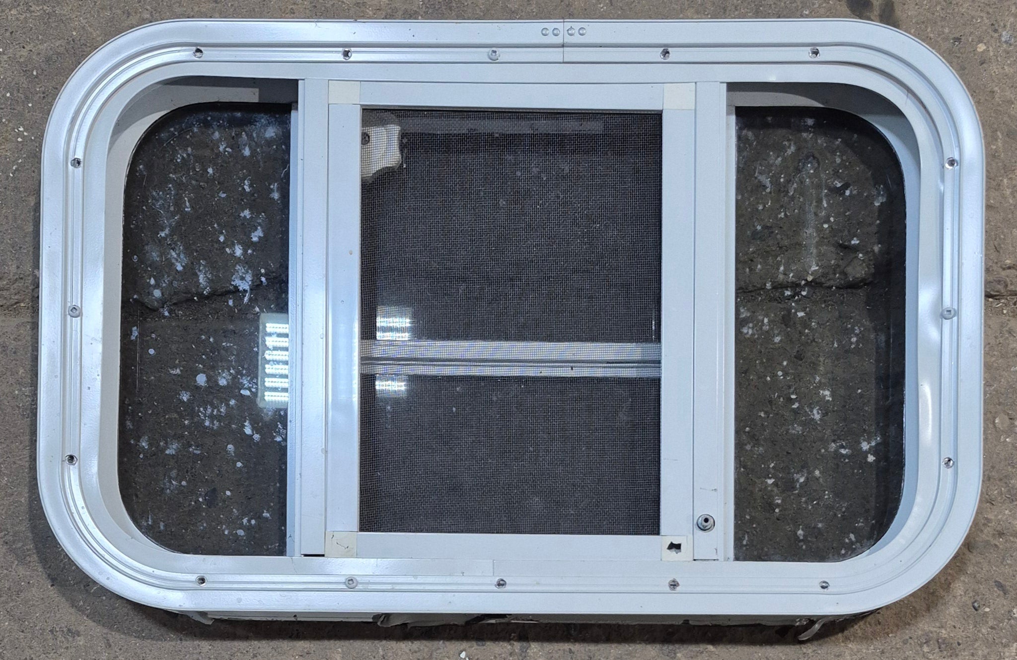 Used White Radius Opening Window : 23 1/4 W x 14 1/2 H x 1 7/8 D