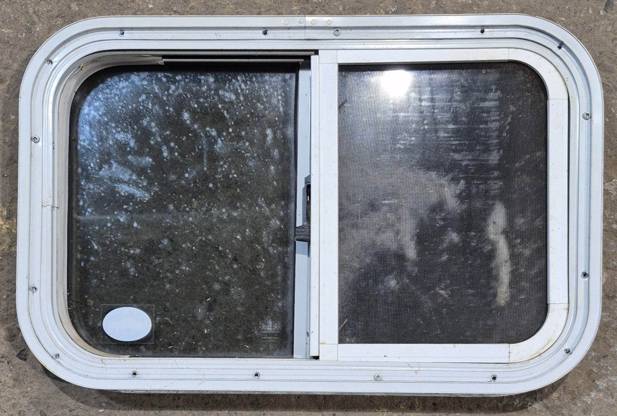 Used White Radius Opening Window : 23 1/4 W x 14 3/4 H x 1 7/8 D
