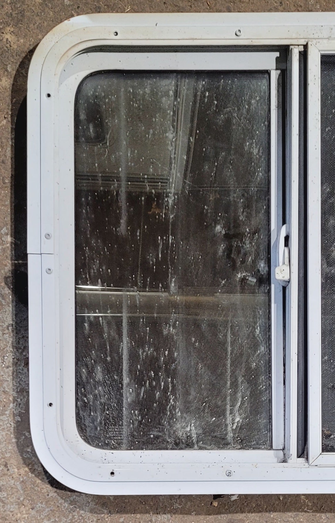 Used White Radius Opening Window : 24 W x 21 1/2 H x 1 7/8 D