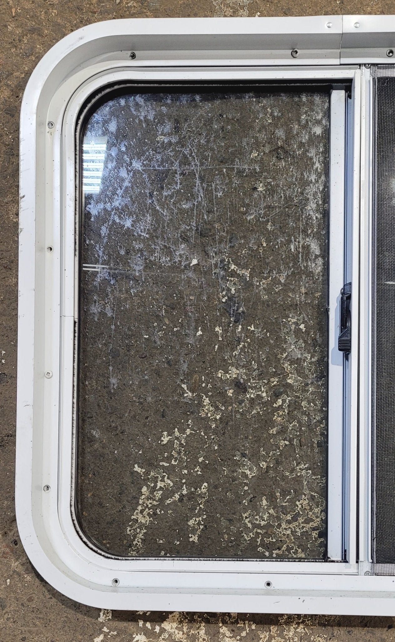 Used White Radius Opening Window : 24 W x 21 3/4 H x 1 7/8 D