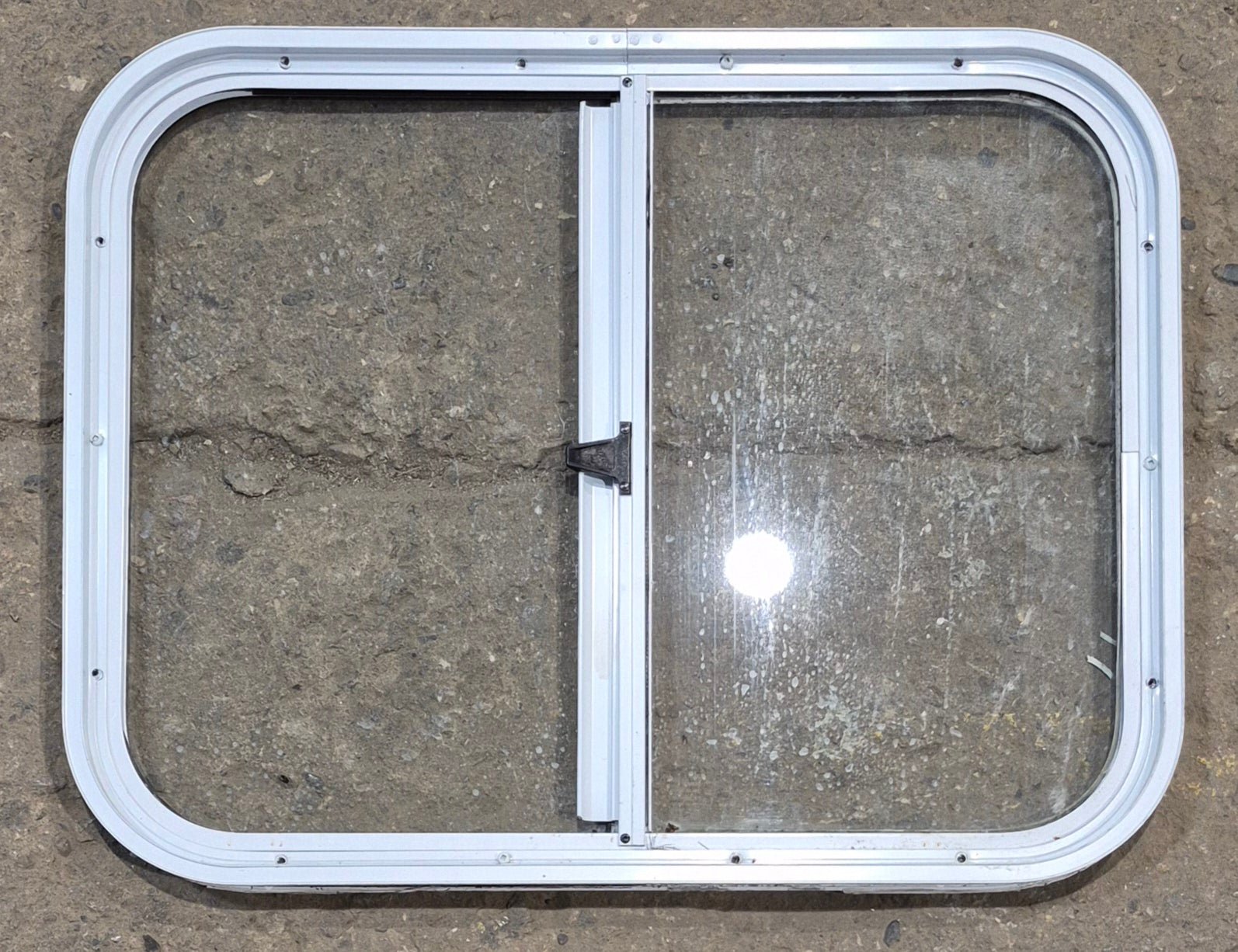 Used White Radius Opening Window : 25 1/2 W x 19 1/2 H x 1 1/4 D