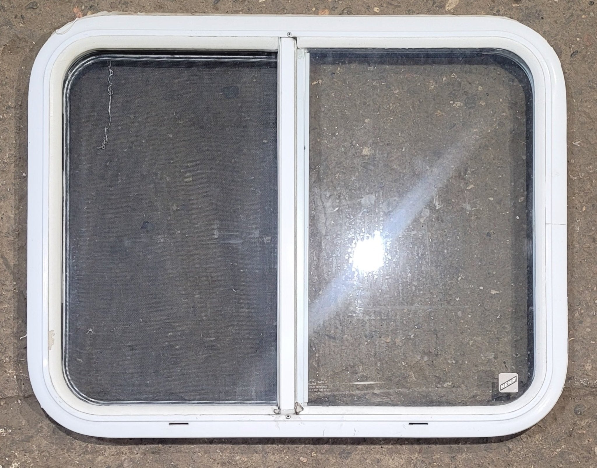 Used White Radius Opening Window : 26 1/2 W x 20 1/2 H x 1 1/4 D
