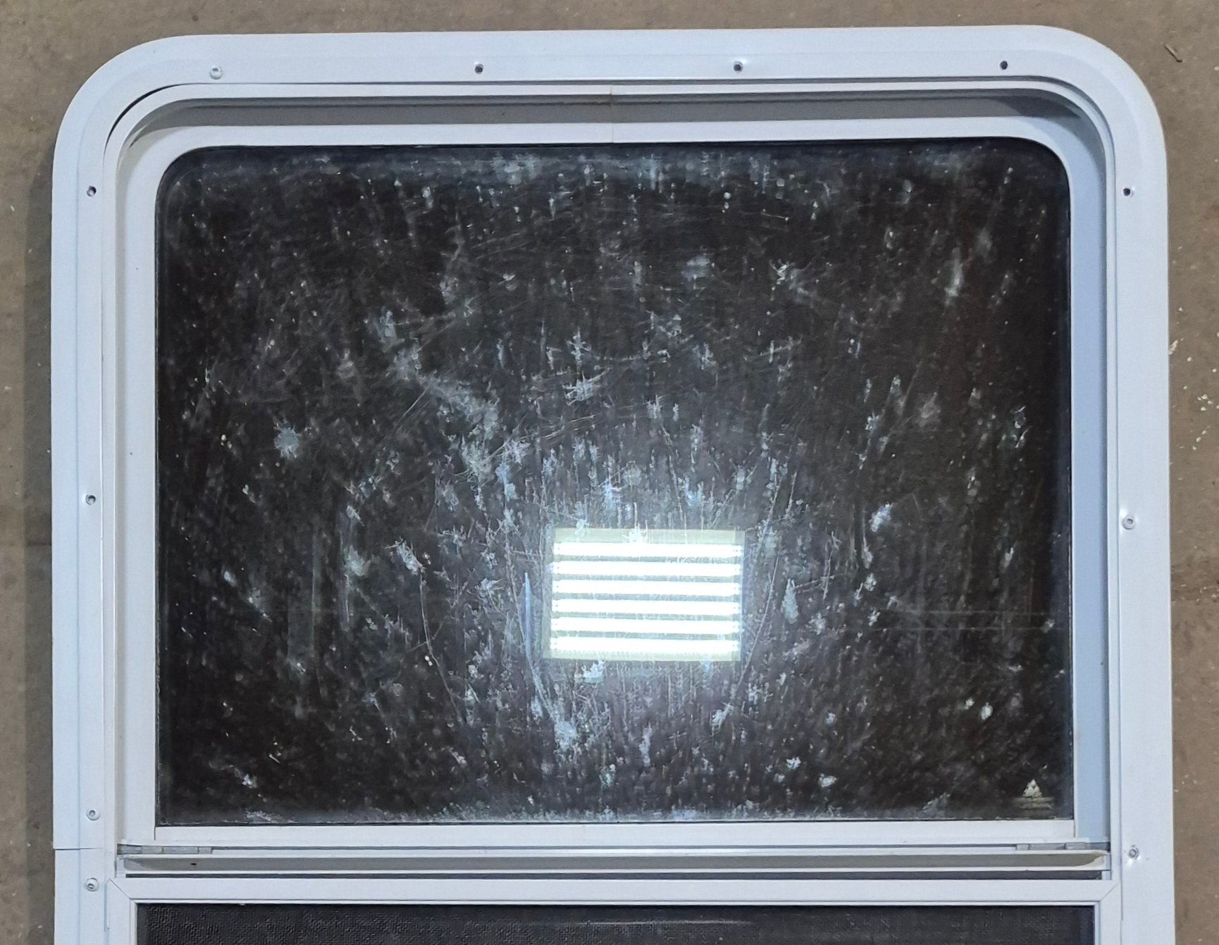 Used White Radius Opening Window : 26 W x 39 1/2 H x 1 7/8 D