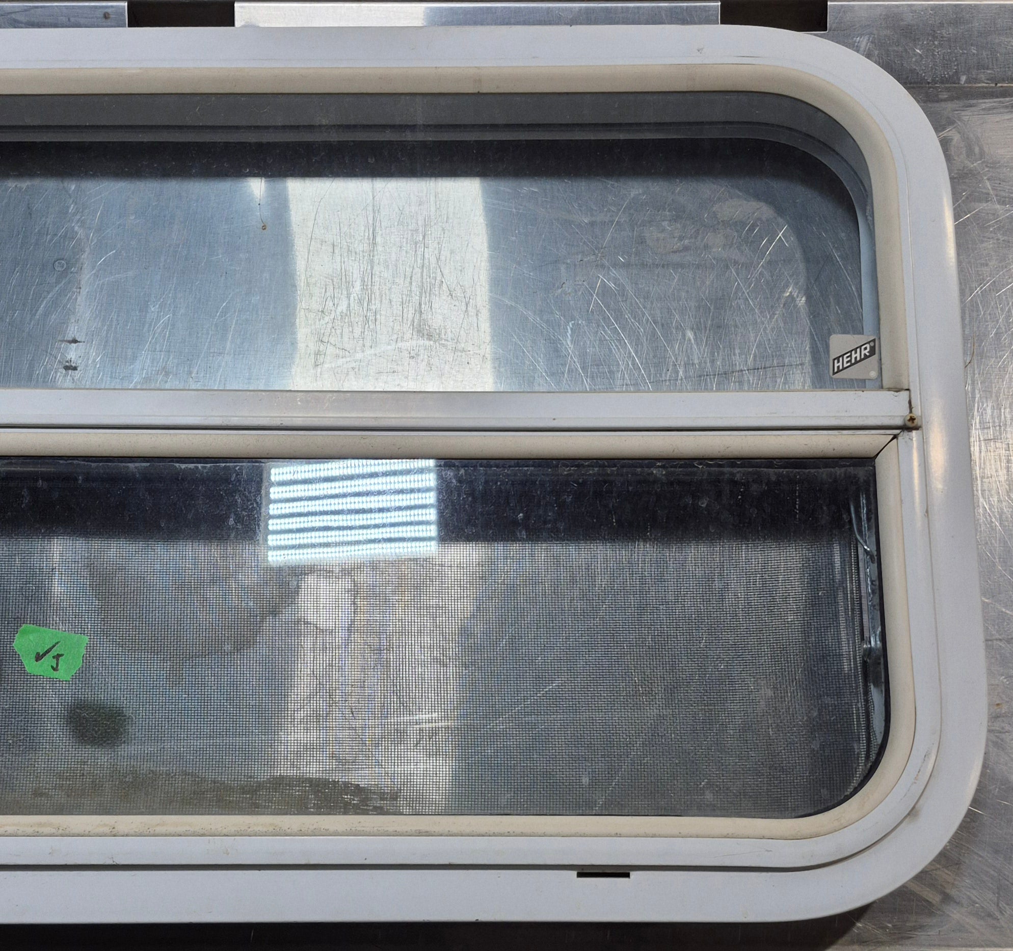 Used White Radius Opening Window : 29 1/2 W x 17 1/2 H x 1 7/8 D